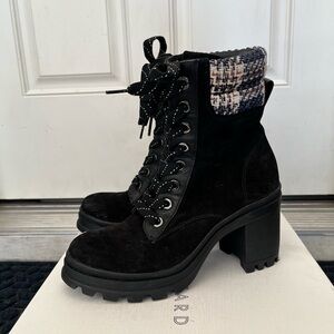 NEW Veronica Beard suede boots Size 7M